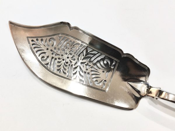 A George IV Silver Fish Slice